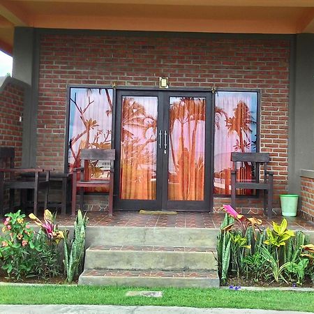Gubug Balian Beach Bungalow Selemadeg  Номер фото