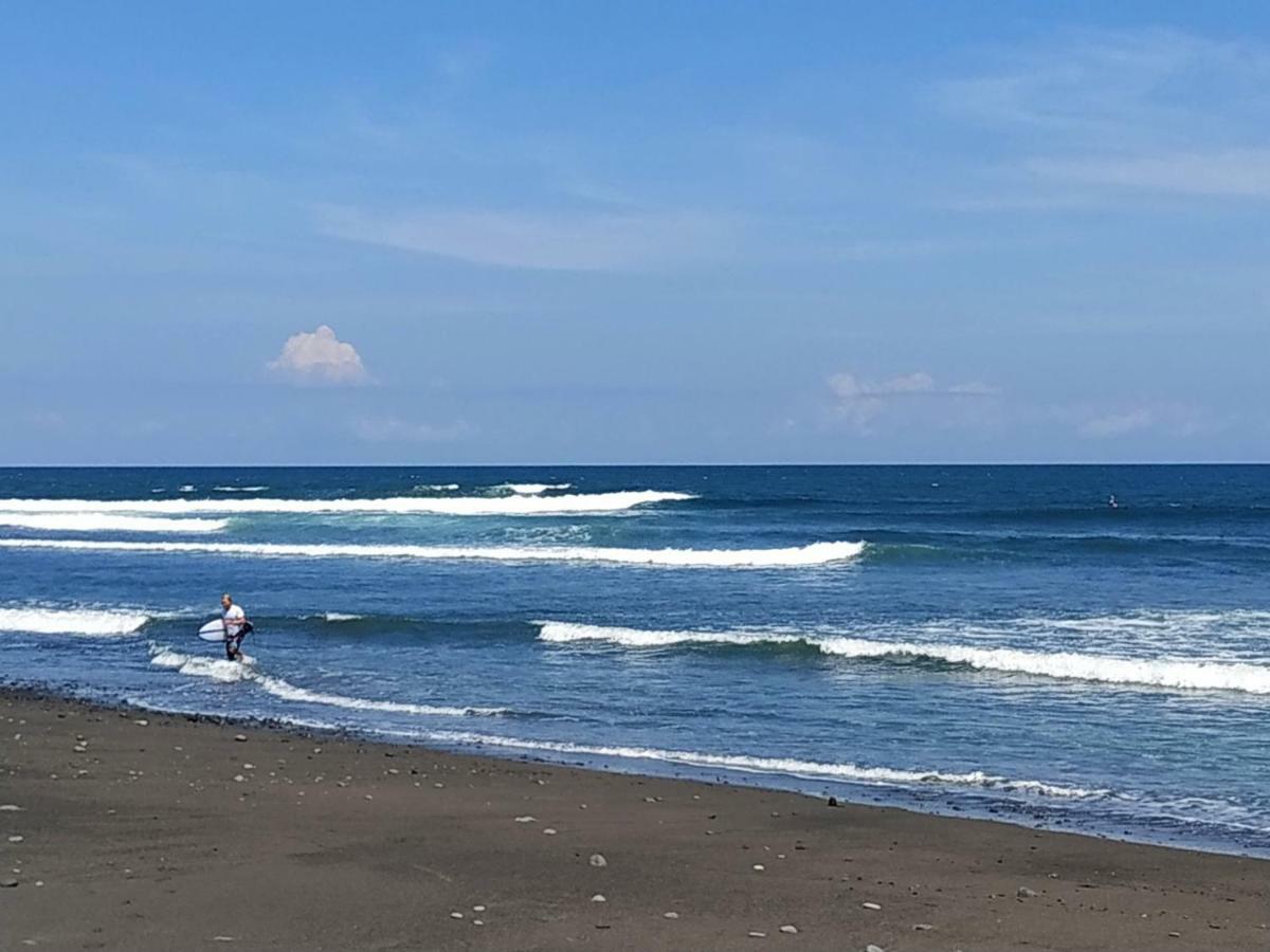 Gubug Balian Beach Bungalow Selemadeg  Экстерьер фото